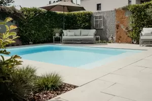 Poolbau